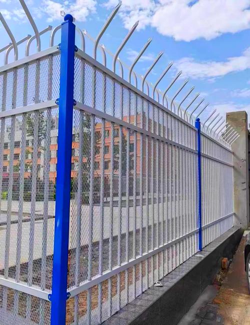 做锌钢护栏要什么配件 做锌钢护栏要什么配件