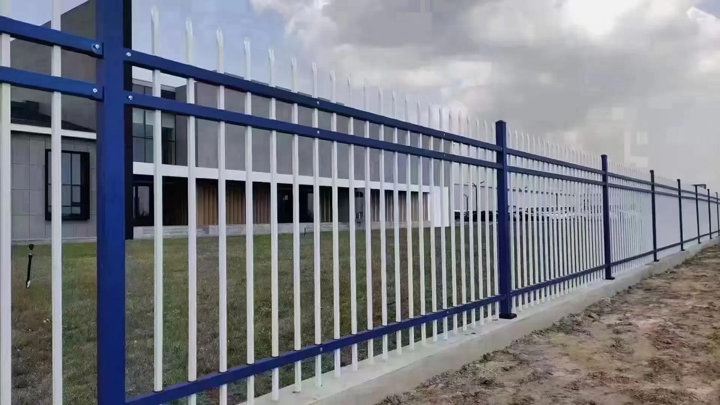 锌钢护栏和不锈钢护栏哪个好 锌钢护栏和不锈钢护栏哪个好